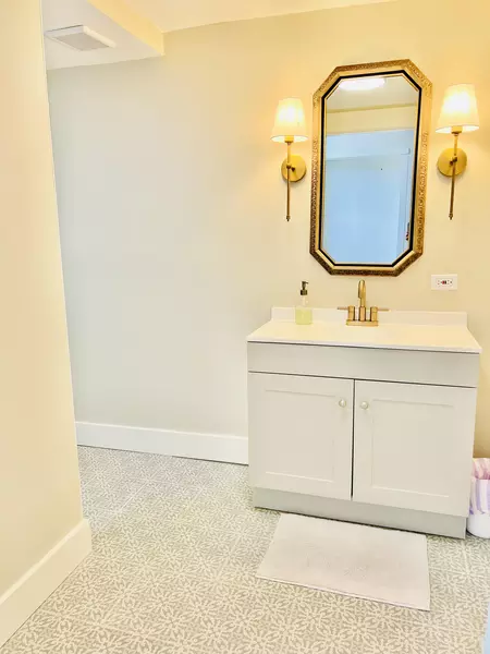 Coliving in Daytona Beach - Outer Orlando, Orlando