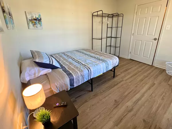 Coliving in Lake Forest - Northside, Jacksonville