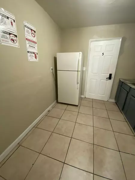 Coliving in Pine Hills - West Orlando, Orlando