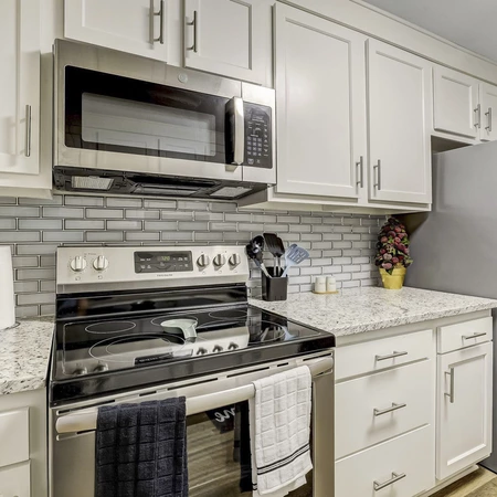 Coliving in Cedar Hills - Westside, Jacksonville