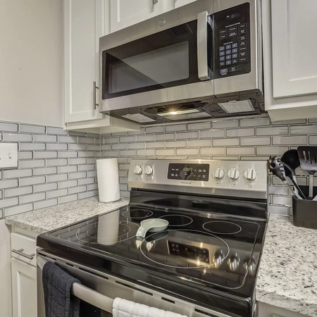 Coliving in Cedar Hills - Westside, Jacksonville