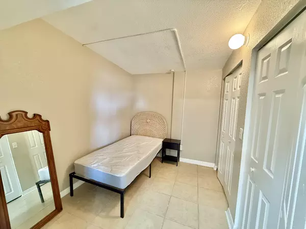 Coliving in Largo - Clearwater-St. Petersburg, Tampa