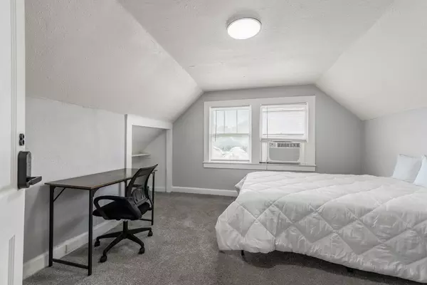 Coliving in Ivanhoe - KCMO, Kansas City