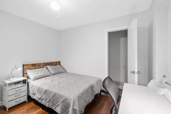 Coliving in Cedar Hills - Westside, Jacksonville