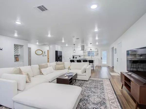 Coliving in Braeswood Place - Inner Loop, Houston