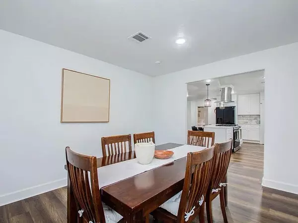 Coliving in Braeswood Place - Inner Loop, Houston
