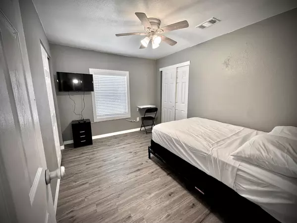 Coliving in Port Orange - Outer Orlando, Orlando