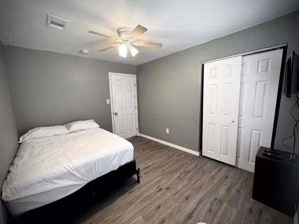 Coliving in Port Orange - Outer Orlando, Orlando