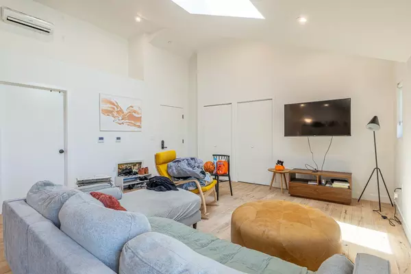 Coliving in Northeast Los Angeles - Central Los Angeles, Los Angeles