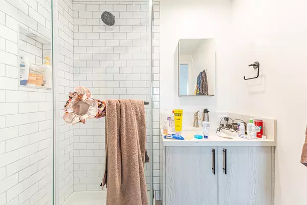 Coliving in Northeast Los Angeles - Central Los Angeles, Los Angeles