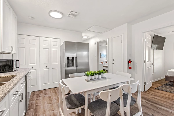 Coliving in Apollo Beach - South Tampa, Tampa