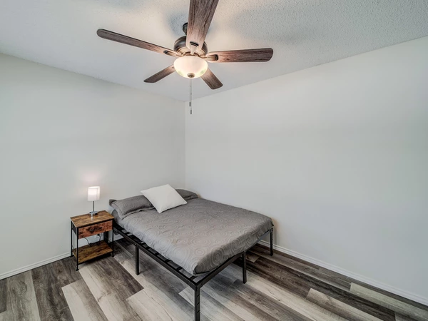 Coliving in Wolf Creek - Sw Dallas, Dallas