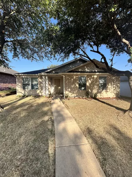 Coliving in Wolf Creek - Sw Dallas, Dallas