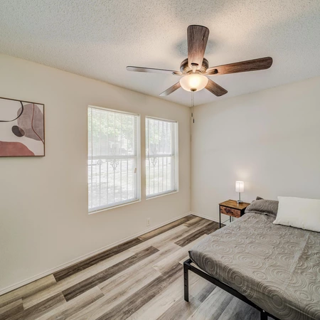 Coliving in Wolf Creek - Sw Dallas, Dallas