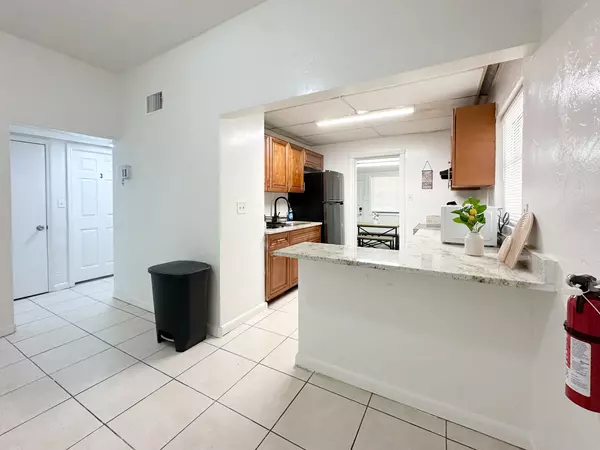 Coliving in Forest Hills Tampa - North Tampa, Tampa