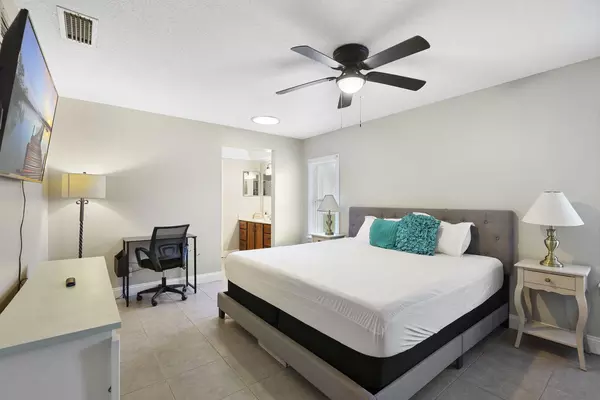 Coliving in Daytona Beach - Outer Orlando, Orlando