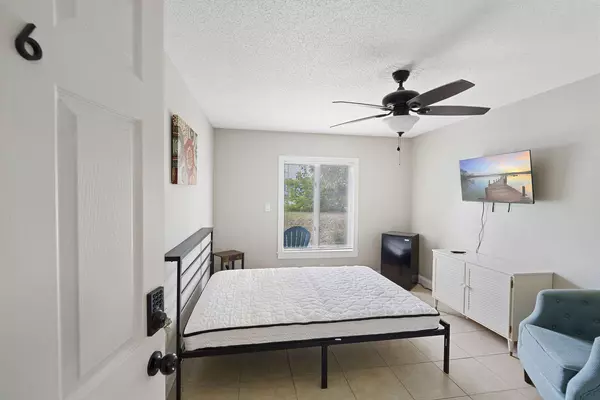 Coliving in Daytona Beach - Outer Orlando, Orlando