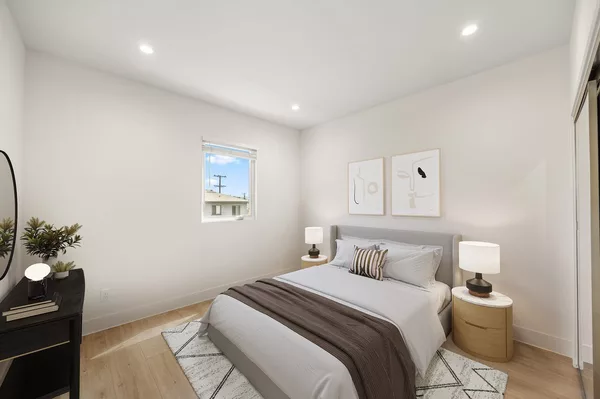 4 bedrooms apartment for rent in Valley Village - San Fernando Valley, Los Angeles