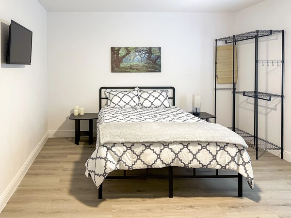 Coliving in Forest Hills Tampa - North Tampa, Tampa