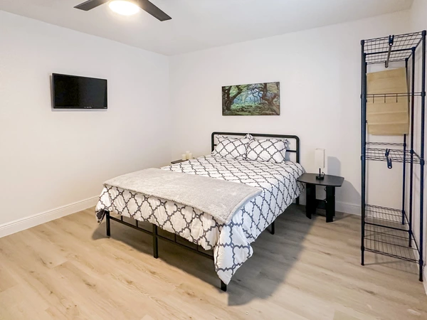 Coliving in Forest Hills Tampa - North Tampa, Tampa