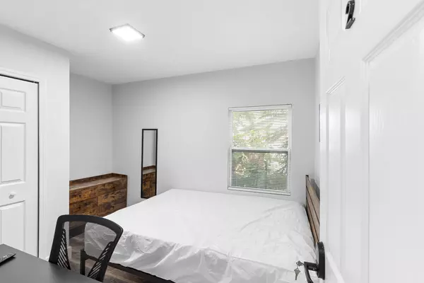 Coliving in Holden Heights - Central Orlando, Orlando