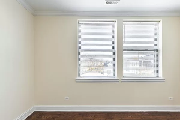 Coliving in Avondale - North Side, Chicago