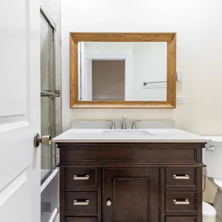 Coliving in Avondale - North Side, Chicago