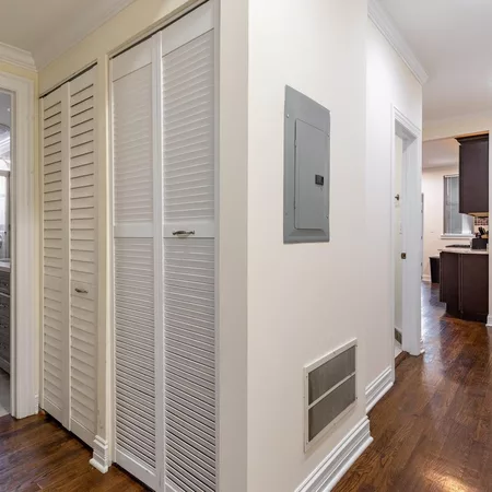 Coliving in Avondale - North Side, Chicago