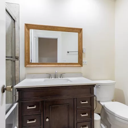 Coliving in Avondale - North Side, Chicago