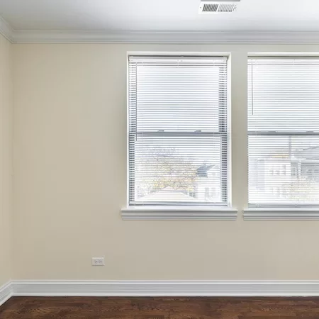 Coliving in Avondale - North Side, Chicago