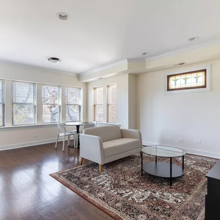 Coliving in Avondale - North Side, Chicago