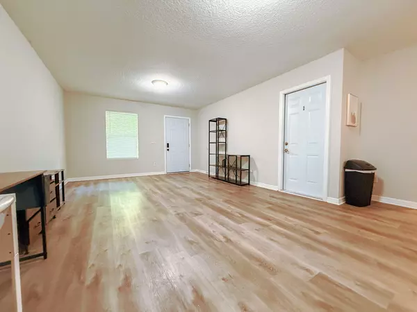 Coliving in Windy Hill - Southside, Jacksonville