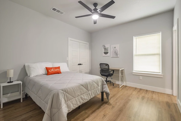Coliving in Oak Cliff - Sw Dallas, Dallas