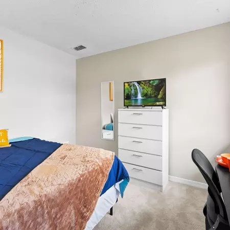 Coliving in Baymeadows - Southside, Jacksonville