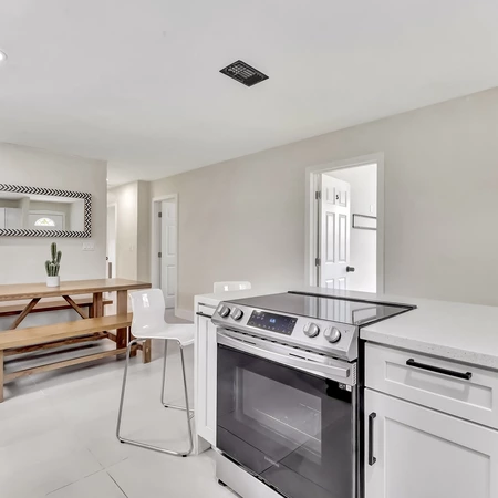 Coliving in Hialeah - Miami Dade, Miami