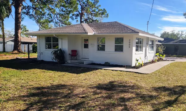 Coliving in Downtown St. Petersburg - Clearwater-St. Petersburg, Tampa