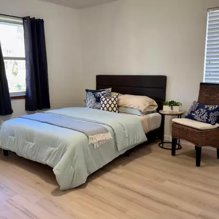 Coliving in Downtown St. Petersburg - Clearwater-St. Petersburg, Tampa