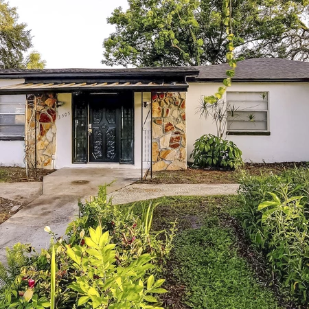 Coliving in Ybor City - Central Tampa, Tampa