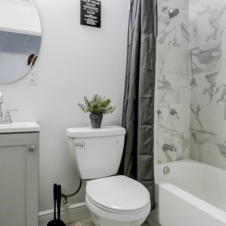 Coliving in Ybor City - Central Tampa, Tampa