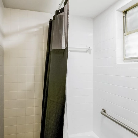Coliving in Ybor City - Central Tampa, Tampa
