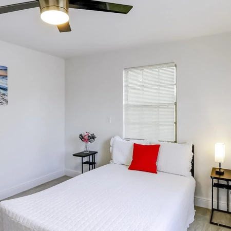Coliving in Ybor City - Central Tampa, Tampa