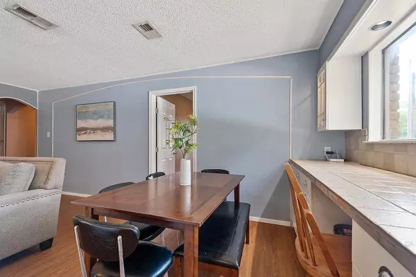 Coliving in Central Arlington - Arlington, Dallas