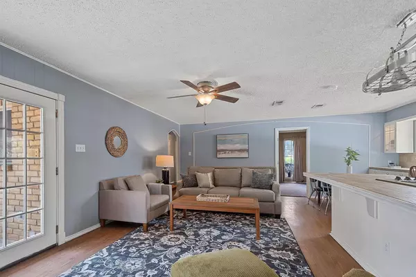 Coliving in Central Arlington - Arlington, Dallas