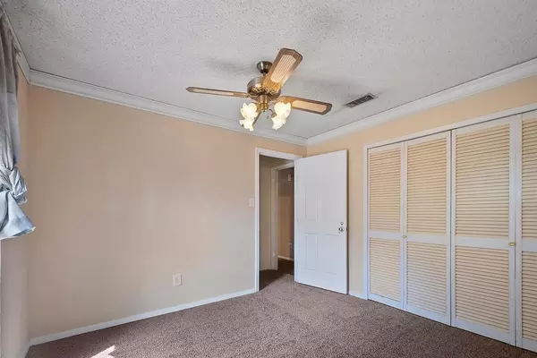Coliving in Central Arlington - Arlington, Dallas