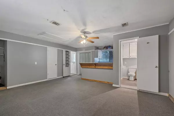 Coliving in Central Arlington - Arlington, Dallas