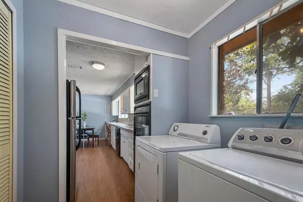 Coliving in Central Arlington - Arlington, Dallas