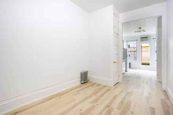 Studio Apartment for rent in Ridgewood - Queens, New York