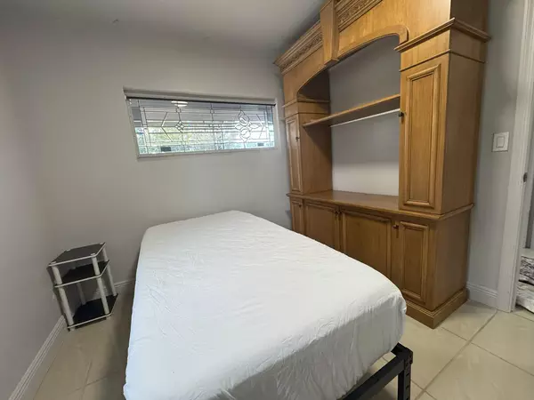 Coliving in East Lake-Orient Park - East Tampa, Tampa
