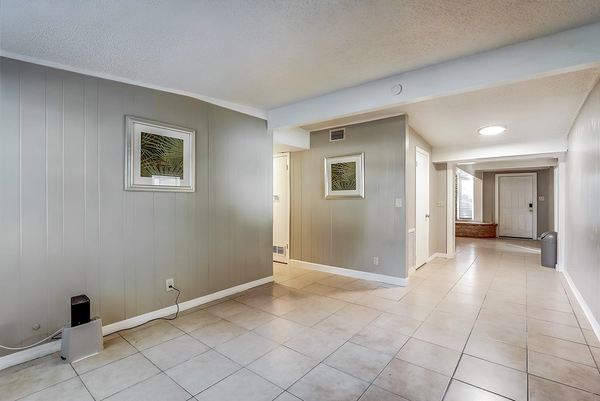 Coliving in Garden City JAX - Northside, Jacksonville