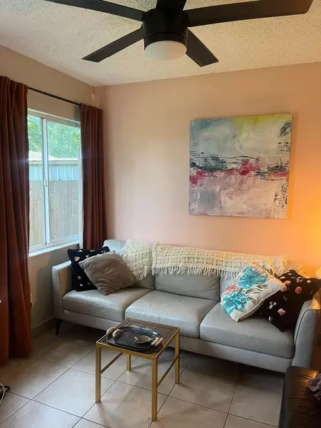 Coliving in Seminole Heights - North Tampa, Tampa